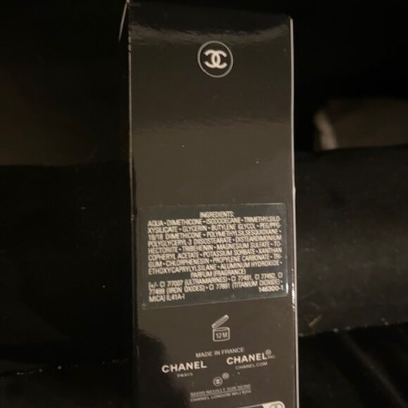 Chanel Ultra Le Teint- Flawless Finish Foundation 30ml BD10 - Picture 2 of 2